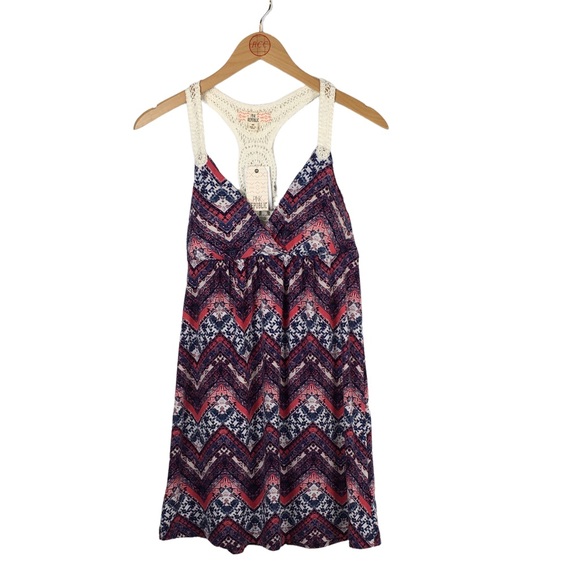 NWT! Pink Republic Coral Chevron Crocheted Racerback Tunic Tank Top